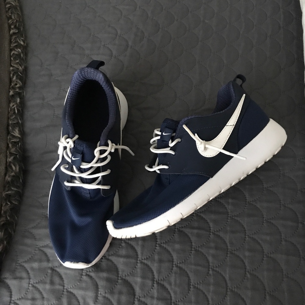 Nike Roshes